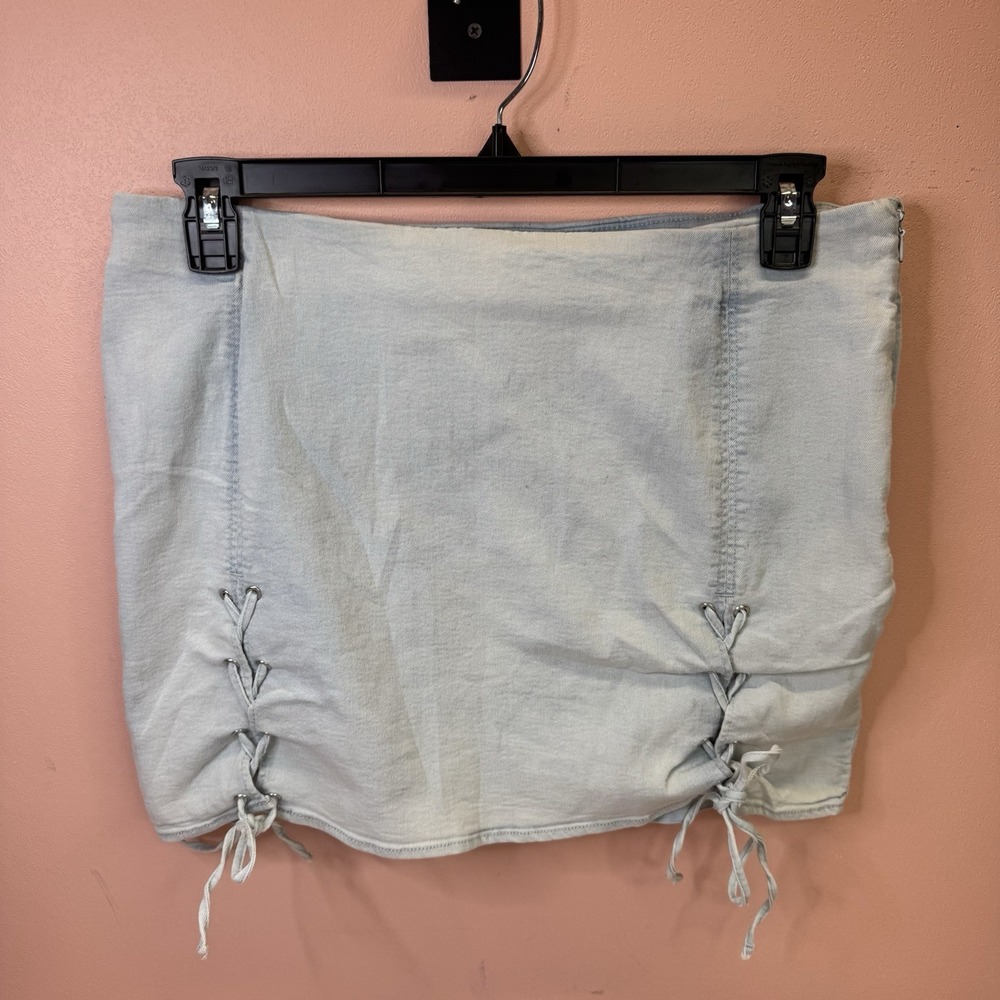 H&M Divided Lace-Up Light Wash Mini Skirt Size 12‎ Stretch Side Zip Y2K Festival